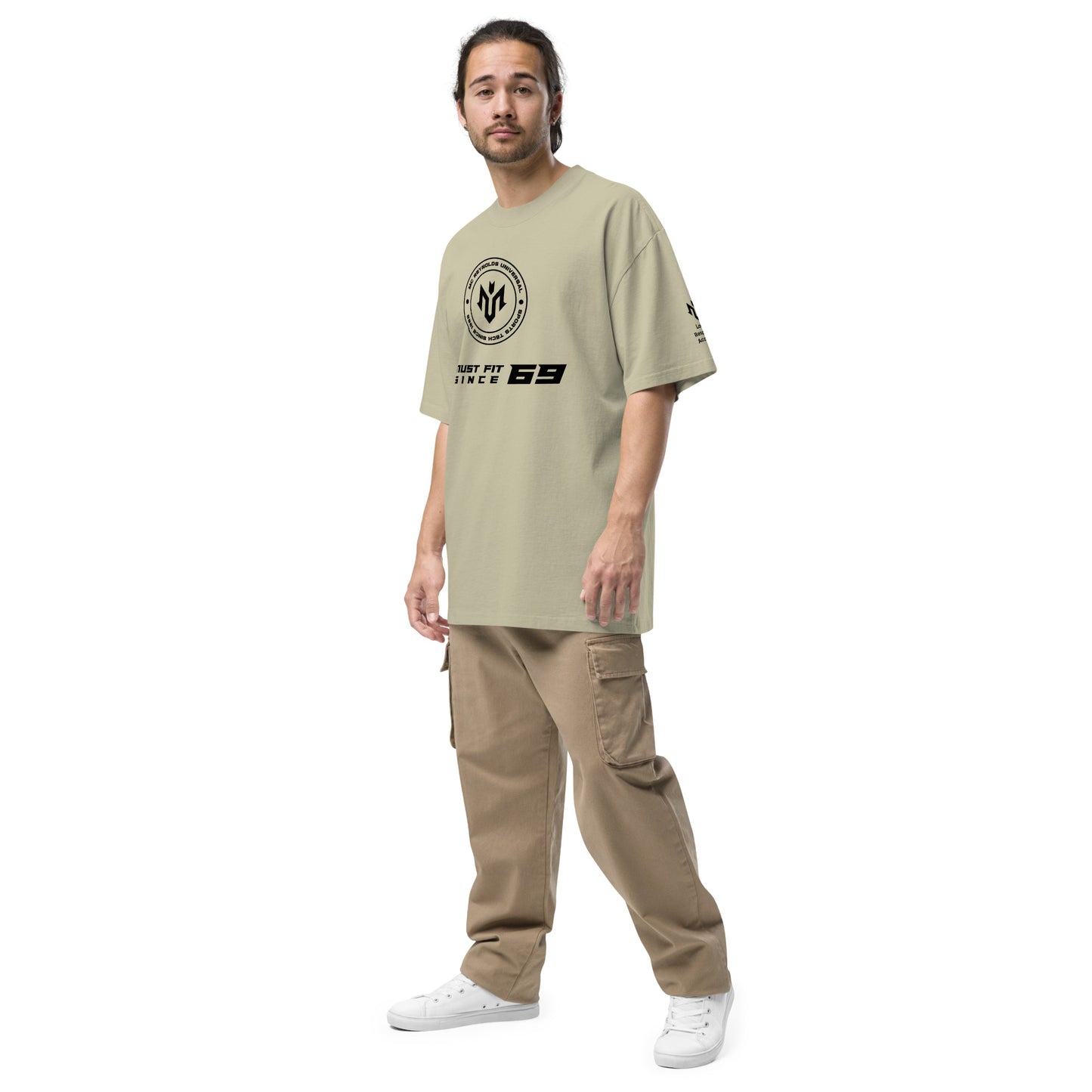 M.U.S.T. Fit Oversized faded t-shirt